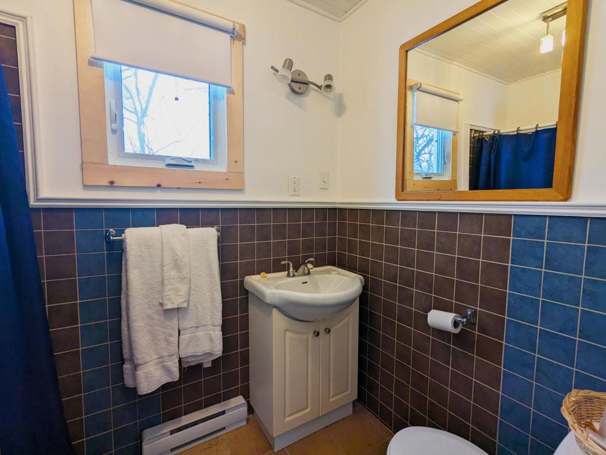 Les Petits Du Bord De L'eau Apartment