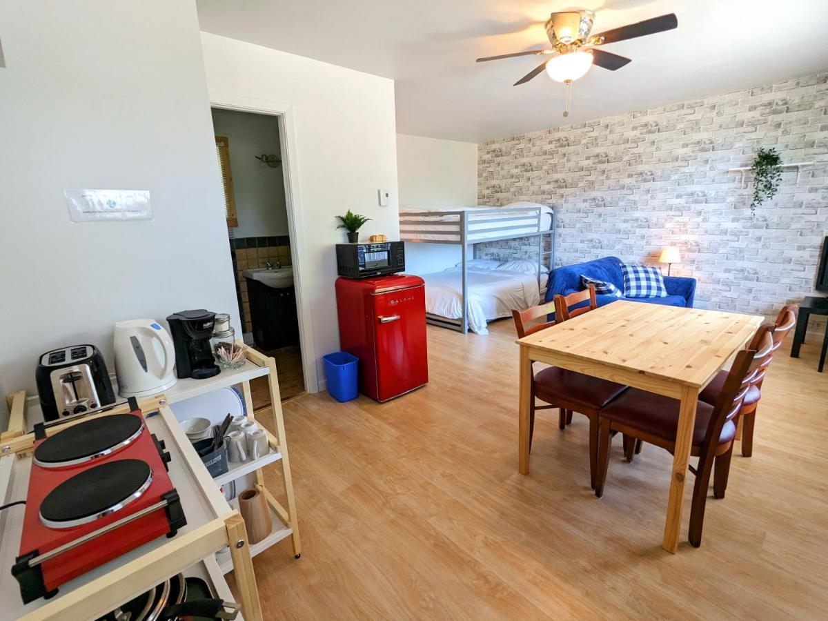 Les Petits Du Bord De L'eau Apartment Saint-Joseph-de-la-Rive